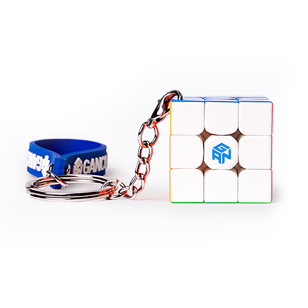 Rubik’s Cube 3x3 GAN 330 Keychain – vue 4