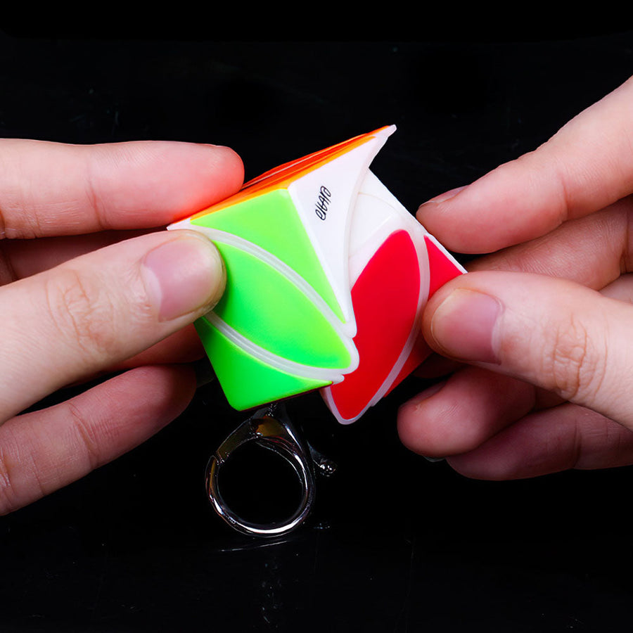 Rubik’s Cube 3x3 Keyring Ivy – vue 3