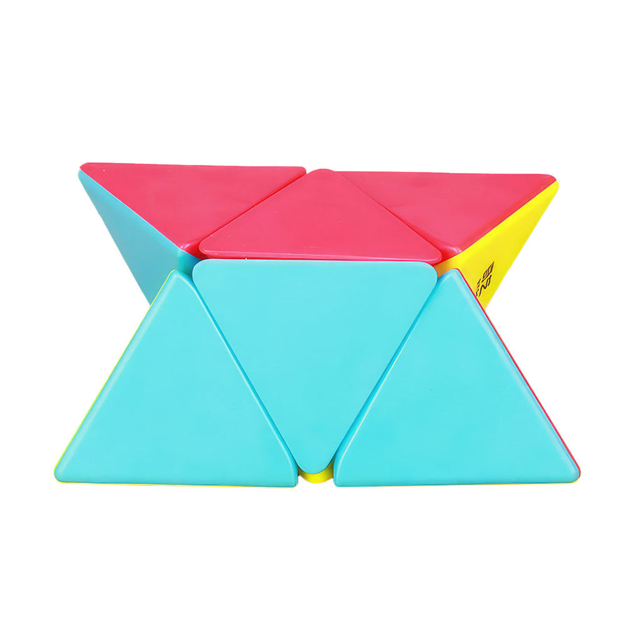Pyraminx 2x2 QiYi — vue 3