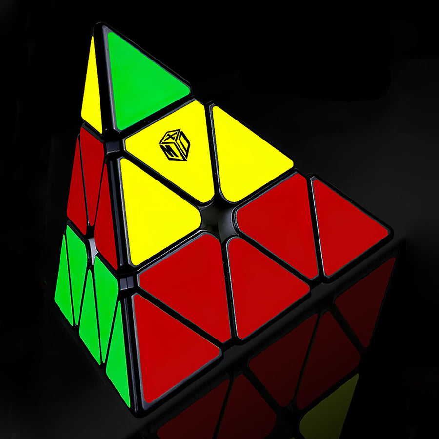Pyraminx QiYi X-Man Bell V2 M — vue 3