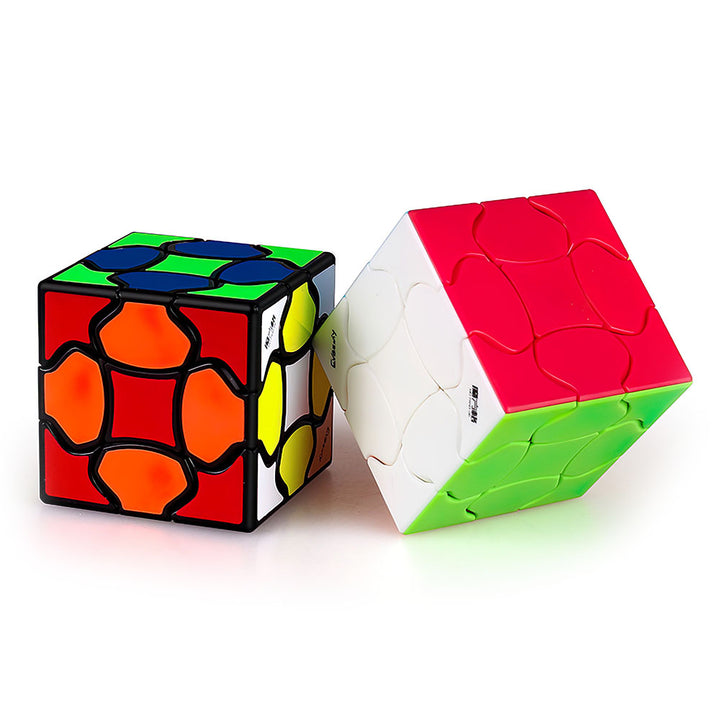Speed Cube 3x3 QiYi Fluffy — vue 1
